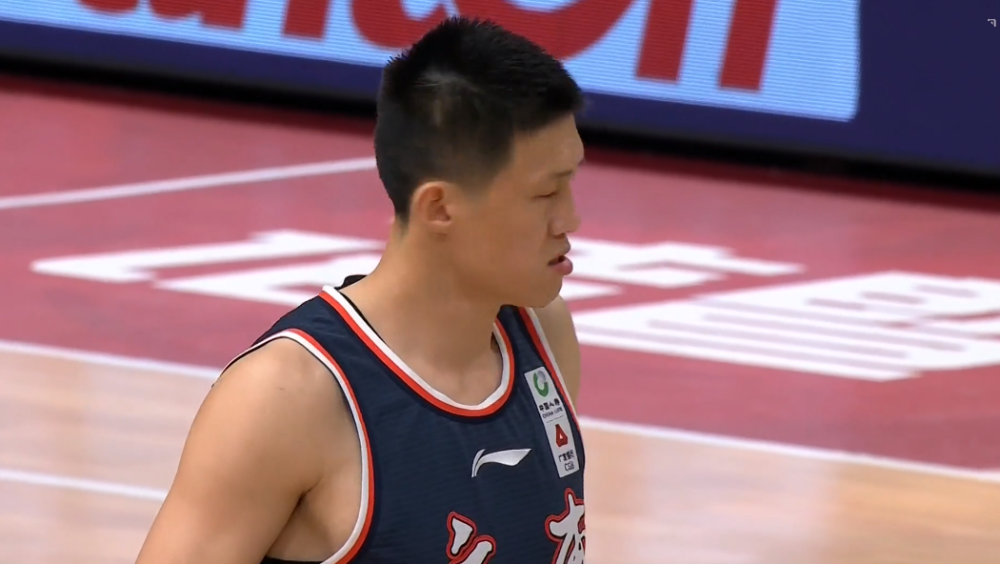 今年会官网-尤文图斯迎社区盾关键赛，赛后手感冰凉，更衣室稳定，医务组通报恢复的简单介绍